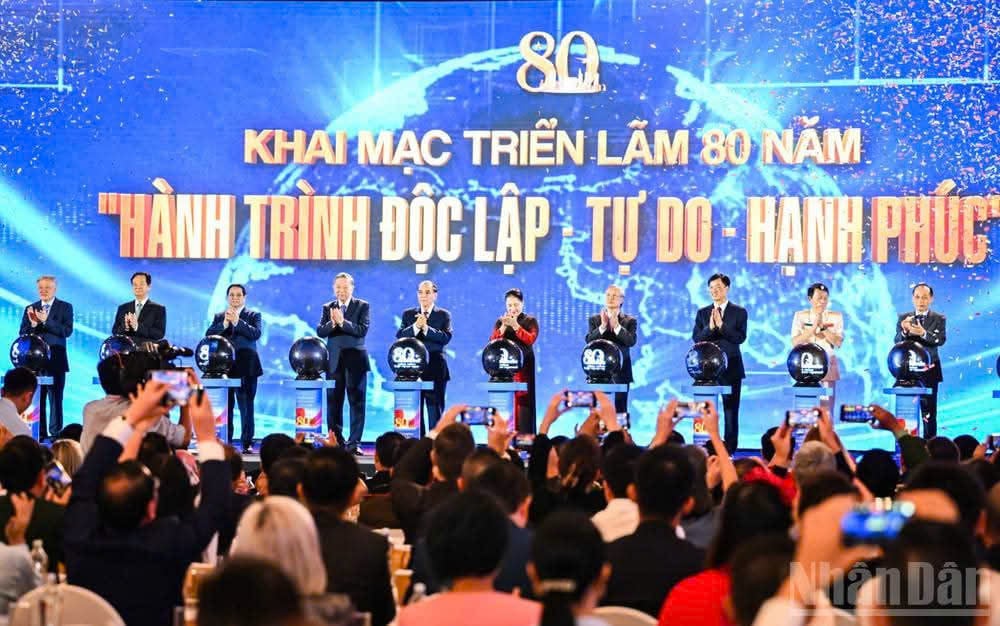 Halong Canfoco vinh dự góp mặt tại Triển lãm Thành tựu quốc gia mừng 80 năm Quốc khánh